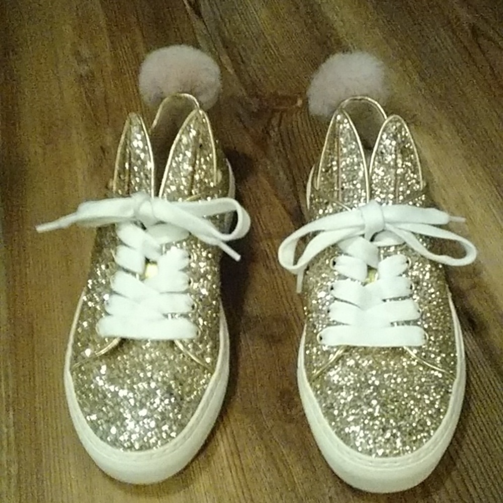 A pair of gold glitter MINNA PARIKKA shoes